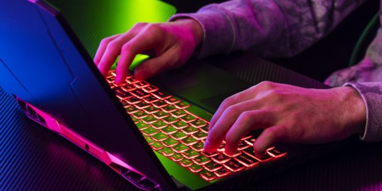 معرفی لپ تاپ های گیمینگ اقتصادی تا لاکچری