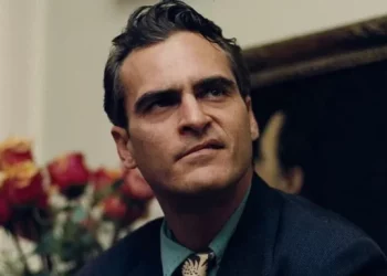 پوستر Beau Is Afraid با بازی واکین فینیکس منتشر شد