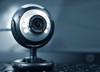 راهنمای خرید وب کم برای کاربری روزمره یا استریم – زمستان 1401