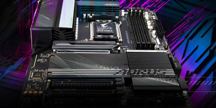 بررسی مادربرد گیگابایت Aorus X670 الیت AX