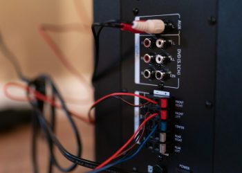 راهنمای اسپیکر – زمستان 1401