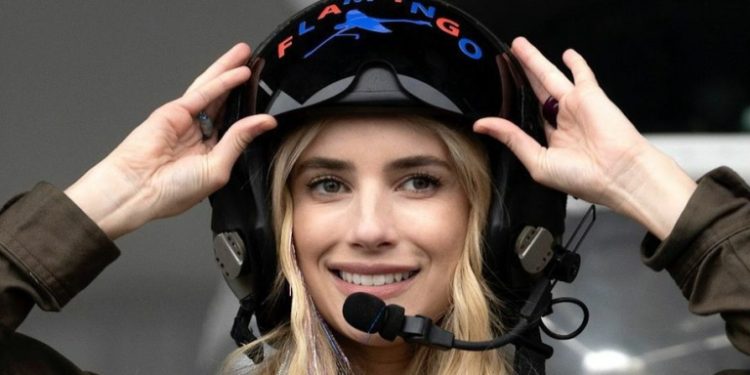 حضور اما رابرتس در فیلم علمی تخیلی The Astronaut