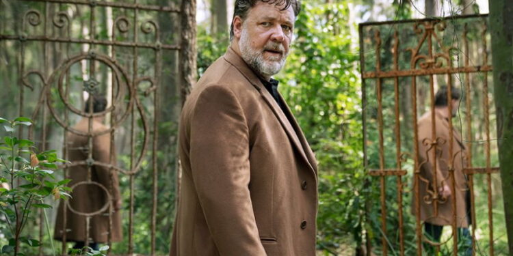 انتشار نخستین تصویر از فیلم Sleeping Dogs با هنرنمایی راسل کرو