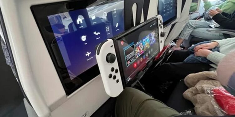 آیا بردن کنسول بازی به هواپیما مجاز است یا خیر؟