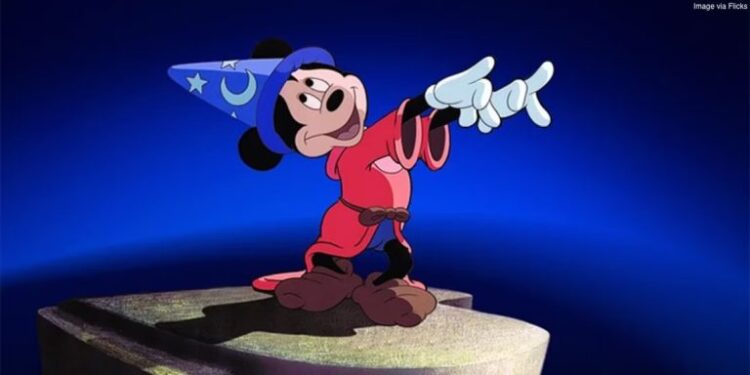 ویدیوی دیزنی برای جشن صد سالگی‌اش