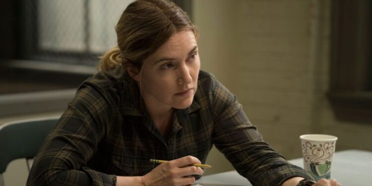 اولین تصاویر فیلم Lee با هنرنمایی کیت وینسلت منتشر شدند