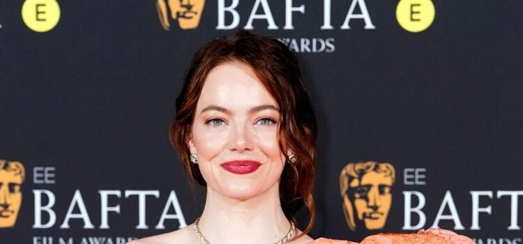 صحبت‌های اما استون پس از دریافت جایزه در مراسم BAFTA 2024
