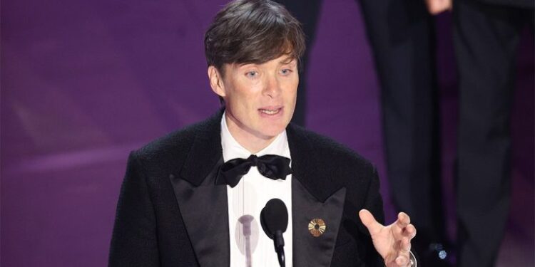 واکنش کیلین مورفی نسبت به کسب جایزه بهترین بازیگر مرد اسکار ۲۰۲۴ + ویدیو