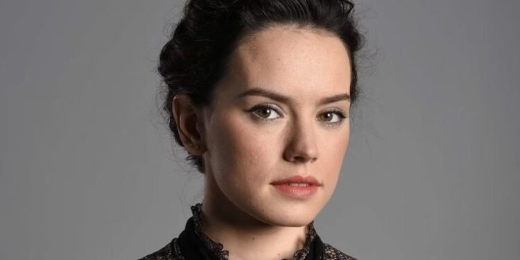 سینماکان: انتشار تریلر Young Woman and the Sea با حضور دیزی ریدلی