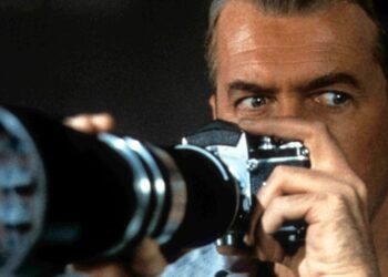نقد فیلم Rear Window | یک ویلچر و یک پنجره