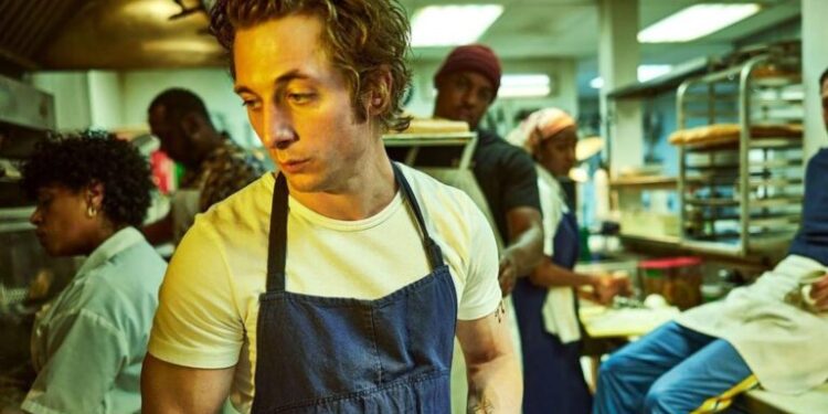 آخر هفته چه فیلم و سریالی ببینیم؟ از The Bear تا The Watchers