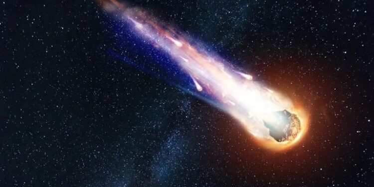 تماشا کنید: لحظه سقوط شهاب سنگ در ترکیه