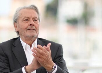 بازیگر سرشناس فرانسوی آلن دلون درگذشت