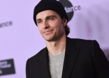 لیست بازیگران فیلم Regretting You مشخص شد