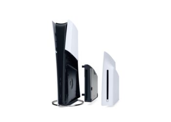 پس از معرفی PS5 Pro، موجودی دیسک درایو PS5 در فروشگاه‌ها رو به اتمام است