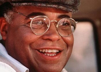 جیمز ارل جونز صداپیشه موفاسا درگذشت