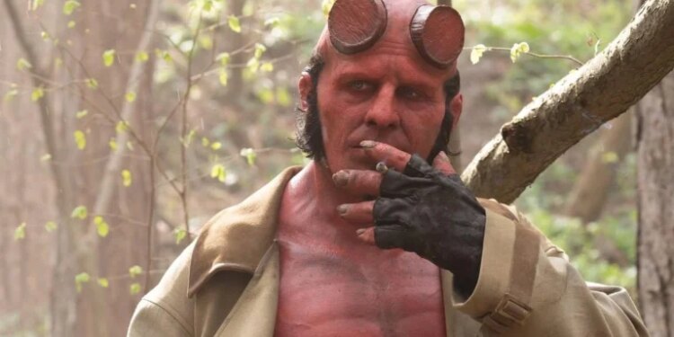 تاریخ پخش دیجیتالی فیلم Hellboy: The Crooked Man مشخص شد