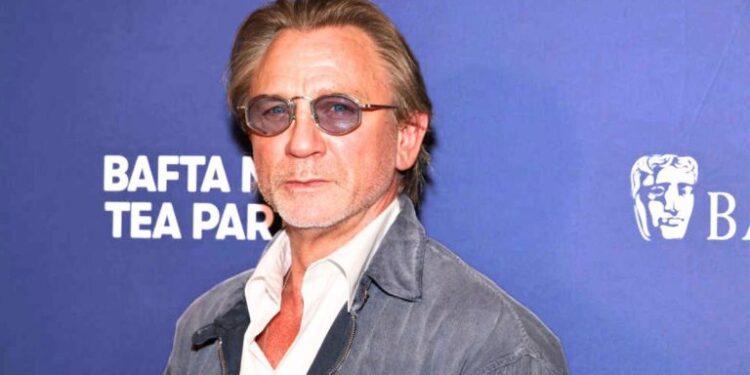 دنیل کریگ به سری فیلم James Bond و بازیگر بعدی آن اهمیتی نمی‌دهد