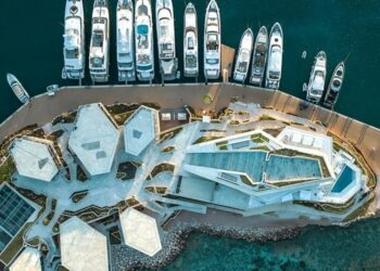 ببینید: انتشار اولین تصاویر از پرخرج‌‌ترین جزیره عربستان