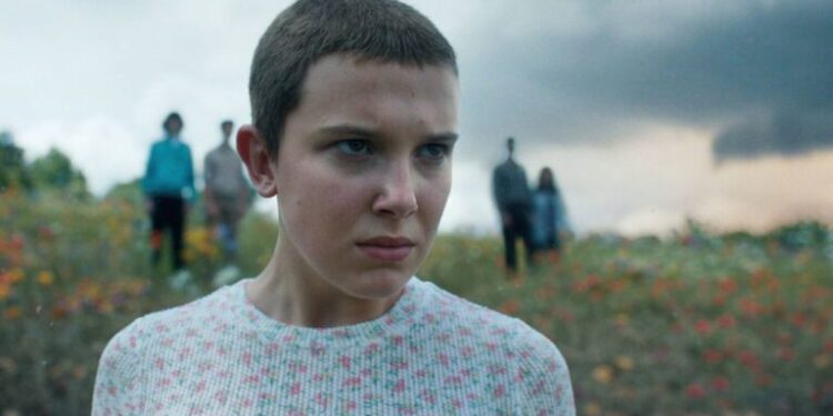 پوستر جدید فصل پنجم سریال Stranger Things به گم شدن میلی بابی براون اشاره دارد