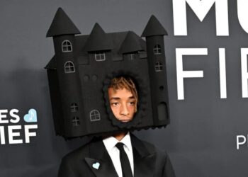 جیدن اسمیت در فرش قرمز گرمی ۲۰۲۵ با ظاهری عجیب ظاهر شد