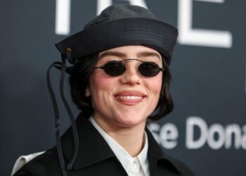 ناکامی تیلور سوئیفت و بیلی آیلیش در مراسم گرمی| بردلی کوپر برای Maestro گرمی گرفت